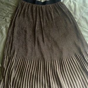 An Adrianna Papell skirt
